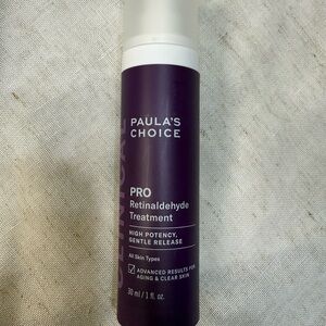 Paula's Choice Pro Retinaldehyde Treatment in Purple and White
